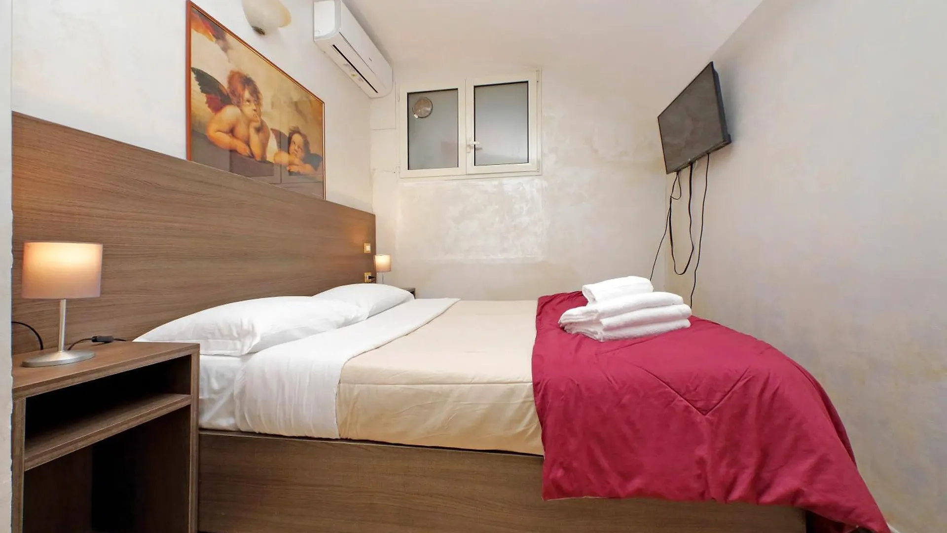 Апартаменты Gallery Home Рим Италия