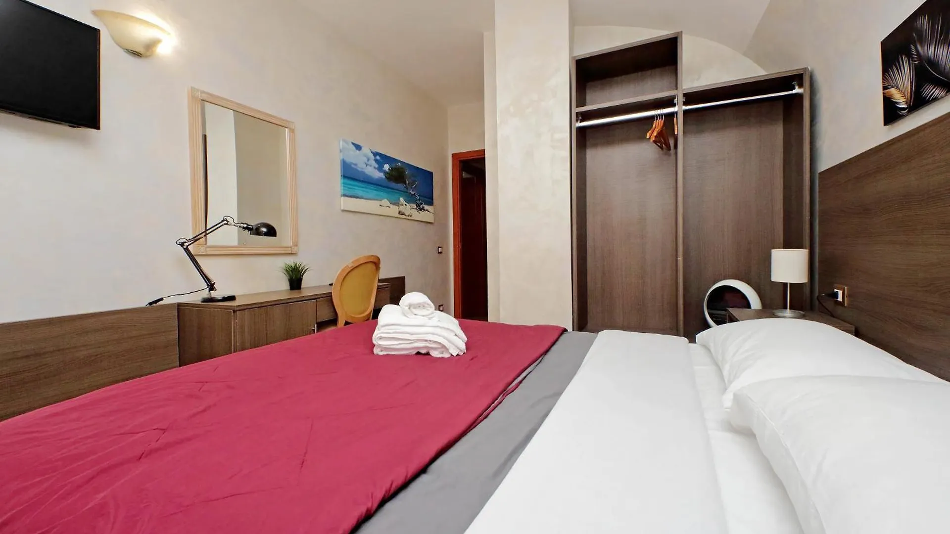 Gallery Home Рим 0*,  Италия