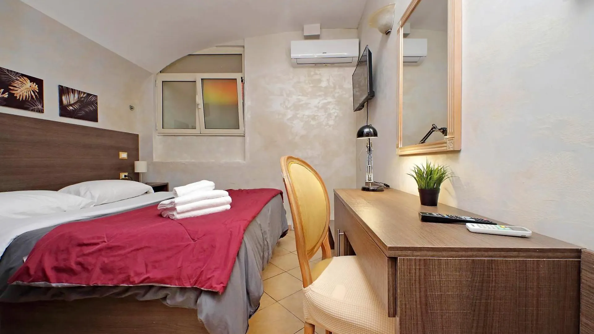 Gallery Home Rome