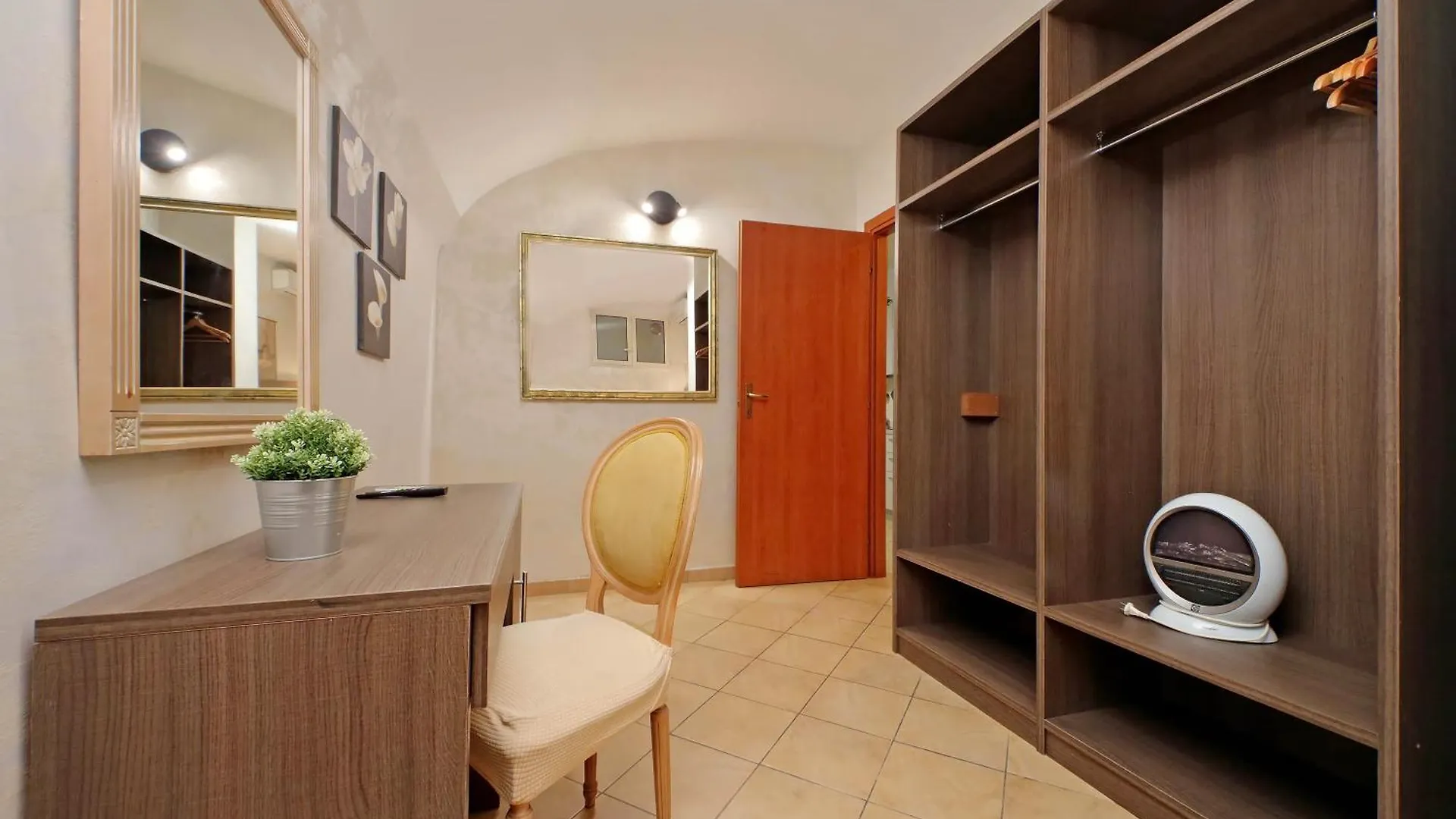 Apartment Gallery Home Rome